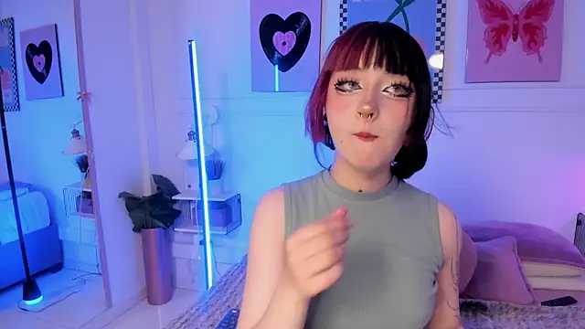 Snapshot of Zoe_Lynch_ chatting on 07.16.26 Zoe Lynch online show from 07.16.26