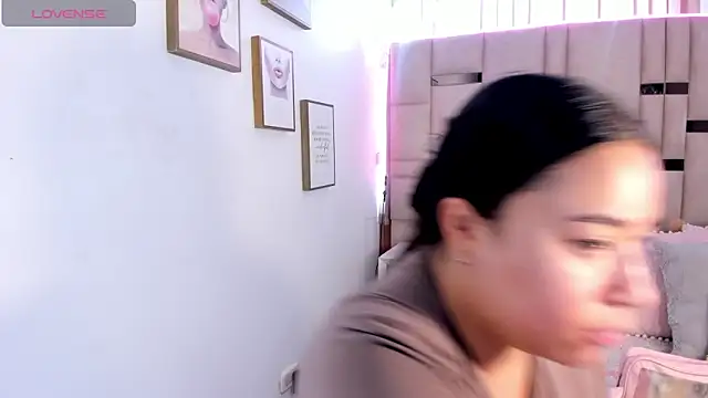 Zoey thompson online show from 10.18.25