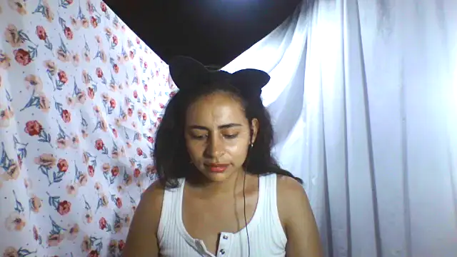 Anabelhotxx16 online show from 09.15.25