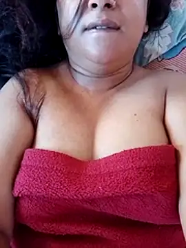 Snapshot of sweet_jenni chatting on 11.22.25 sweet jenni online show from 11.22.25