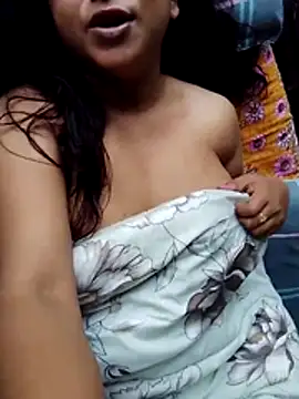 Snapshot of sweet_jenni chatting on 12.03.25 sweet jenni online show from 12.03.25