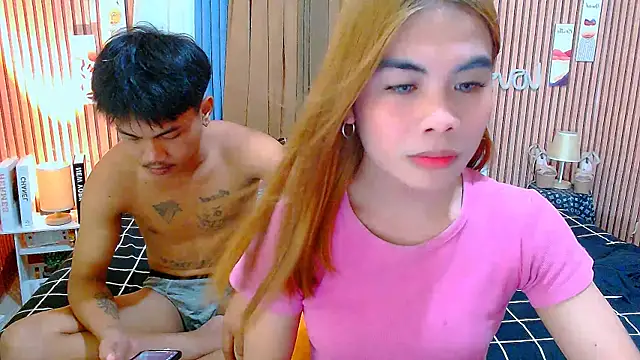 Snapshot of mikhaylahanderson chatting on 11.17.25 mikhaylahanderson online show from 11.17.25