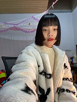 Snapshot of andymi1 chatting on 02.12.26 andymi1 online show from 02.12.26