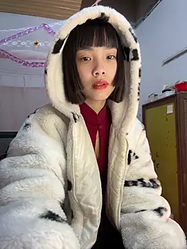 Snapshot of andymi1 chatting on 02.14.26 andymi1 online show from 02.14.26