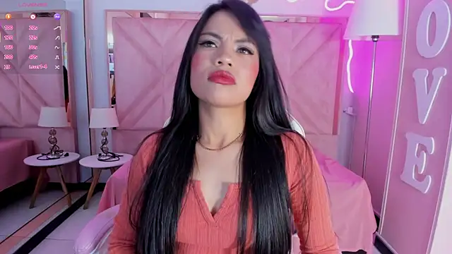 Snapshot of anyjones_ chatting on 10.21.25 anyjones online show from 10.21.25