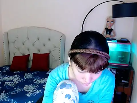 ShantalFoxxy  online show from 02.19.26