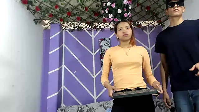 Snapshot of lau_and_boys18 chatting on 09.21.25 lau and boys18 online show from 09.21.25