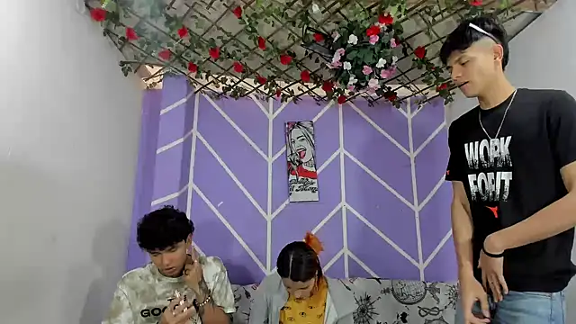 Snapshot of lau_and_boys18 chatting on 10.03.25 lau and boys18 online show from 10.03.25