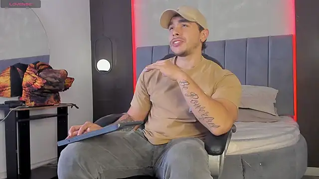 Liam walk  online show from 03.05.26