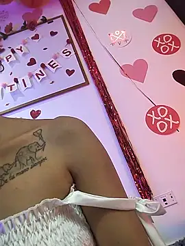 Pamelamiler   online show from 02.14.26