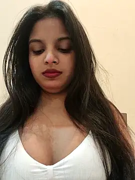 Maahhii 2 online show from 12.02.25