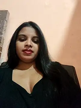 Maahhii 2 online show from 03.03.26
