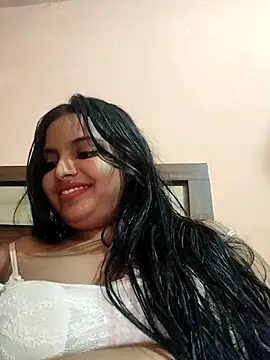 Maahhii 2 online show from 05.19.26