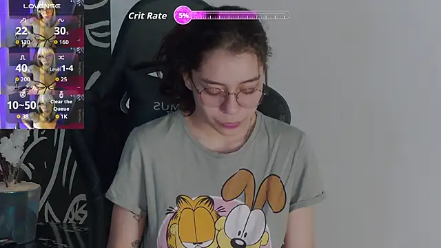 RavennMoonn online show from 10.09.25