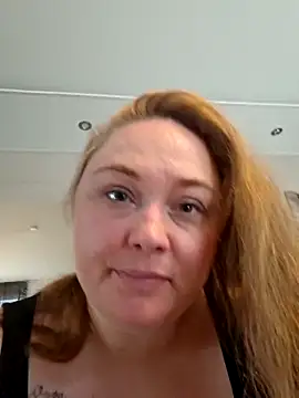 BrokenWife online show from 04.16.26