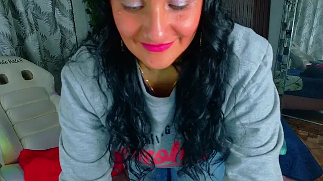 Snapshot of kataleya_29 chatting on 03.18.26 kataleya 29 online show from 03.18.26