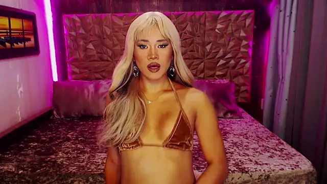 YllanaAltheaXxX online show from 11.18.25