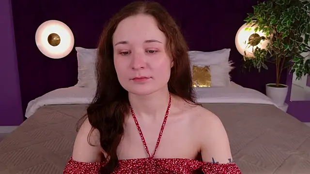 Snapshot of NancyJonson chatting on 10.06.25 NancyJonson online show from 10.06.25