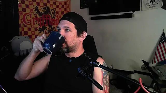 DevilPup75  online show from 10.02.25