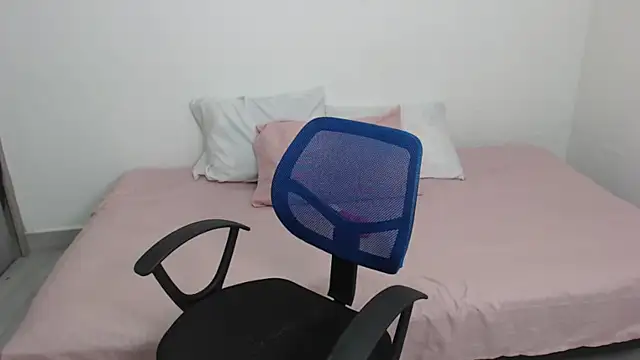 Tiiana online show from 09.13.25