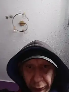 Thoma9034 online show from 11.14.25