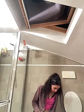 Sora pasquale online show from 10.11.25