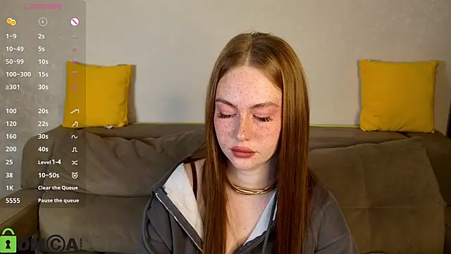 Roxy Sunnny online show from 10.21.25