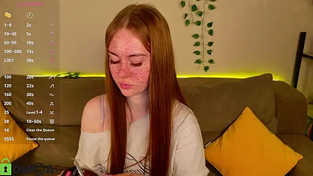 Roxy Sunnny online show from 11.12.25