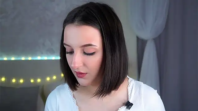 FalineBeacher online show from 04.08.26