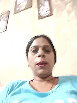 Snapshot of Soniya_Roy chatting on 06.17.26 Soniya Roy online show from 06.17.26