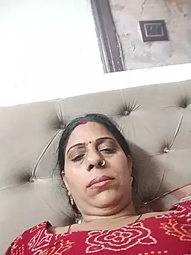 Snapshot of Soniya_Roy chatting on 06.18.26 Soniya Roy online show from 06.18.26