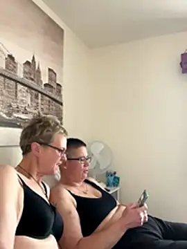 Curvy-Jinx online show from 12.03.25