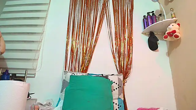 Snapshot of rachelroberts chatting on 09.26.25 rachelroberts online show from 09.26.25