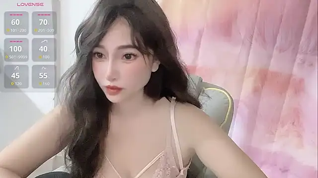 Snapshot of Crush-7ii chatting on 09.14.25 Crush-7ii online show from 09.14.25