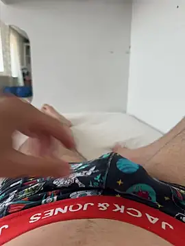 Snapshot of Kratex82 chatting on 06.26.26 Kratex82 online show from 06.26.26