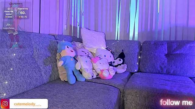 Snapshot of Melody-chers chatting on 04.10.26 Melody-chers online show from 04.10.26