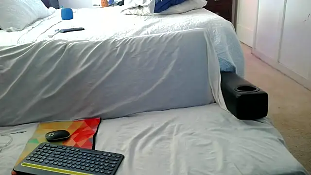 Luv2SuckBWC92 online show from 10.02.25