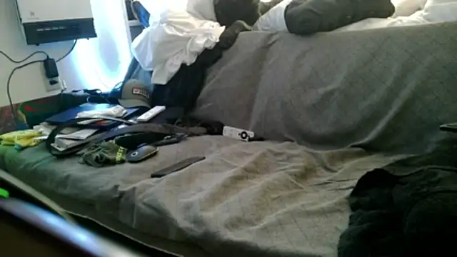 Luv2SuckBWC92 online show from 12.03.25