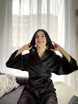 Sofi Leal online show from 02.19.26