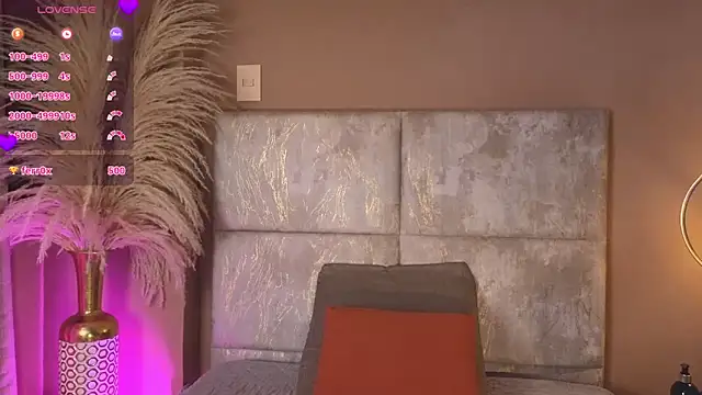 LunaAspen  online show from 04.03.26