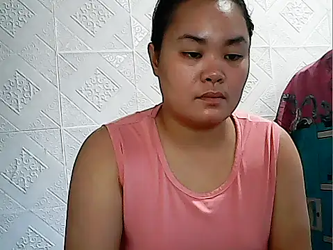 Snapshot of CreamyPussy4uxx chatting on 03.09.26 CreamyPussy4uxx online show from 03.09.26