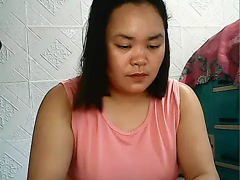 Snapshot of CreamyPussy4uxx chatting on 03.26.26 CreamyPussy4uxx online show from 03.26.26