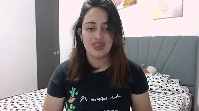 Snapshot of Meggan_n chatting on 09.30.25 Meggan n online show from 09.30.25