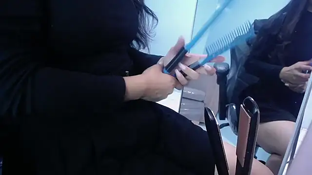 Snapshot of victoria_hernandez_t_ chatting on 11.01.25 victoria hernandez t online show from 11.01.25