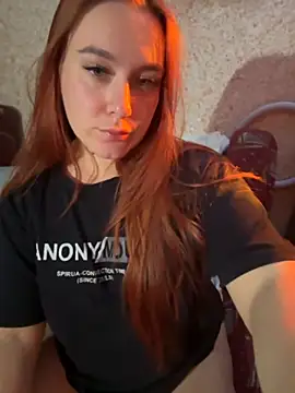 Snapshot of Sweet_lollipop25 chatting on 09.25.25 Sweet lollipop25 online show from 09.25.25