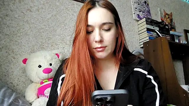 Snapshot of Sweet_lollipop25 chatting on 10.31.25 Sweet lollipop25 online show from 10.31.25