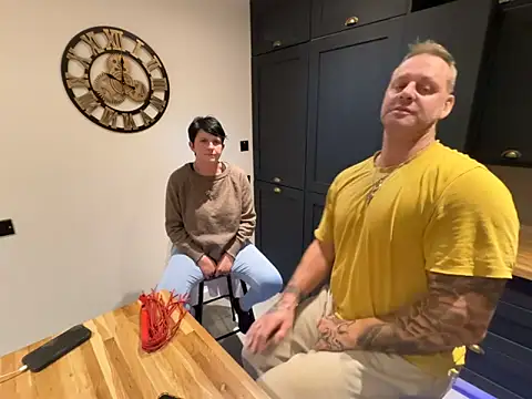 backdoorgalore4you online show from 04.04.26