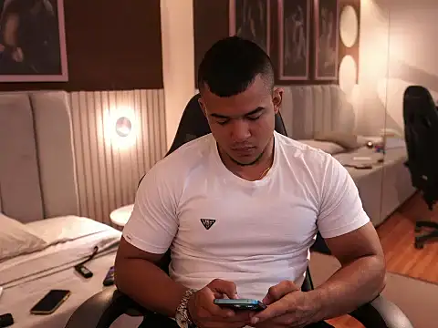 Thiago Valente online show from 09.25.25