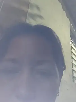 Snapshot of marinita13 chatting on 02.15.26 marinita13 online show from 02.15.26