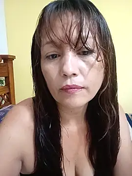 Snapshot of marinita13 chatting on 02.18.26 marinita13 online show from 02.18.26